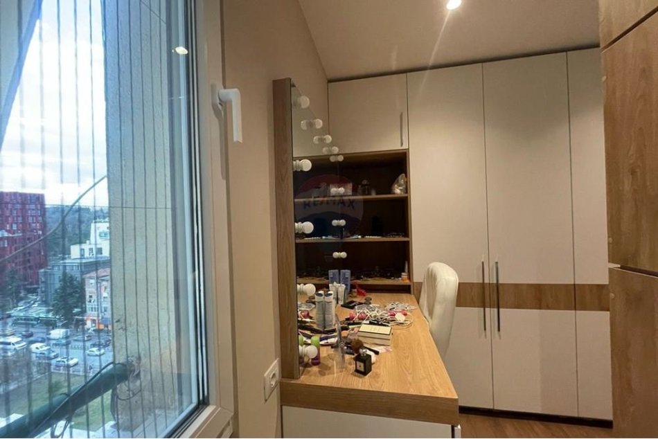 Tirane, jepet me qera apartament 2+1 , 63 m² 900 € (Rruga e Elbasanit)