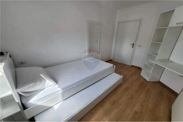 Tirane, jepet me qera apartament 2+1+A Kati 9, 79 m² 600 Euro (21 Djetori)