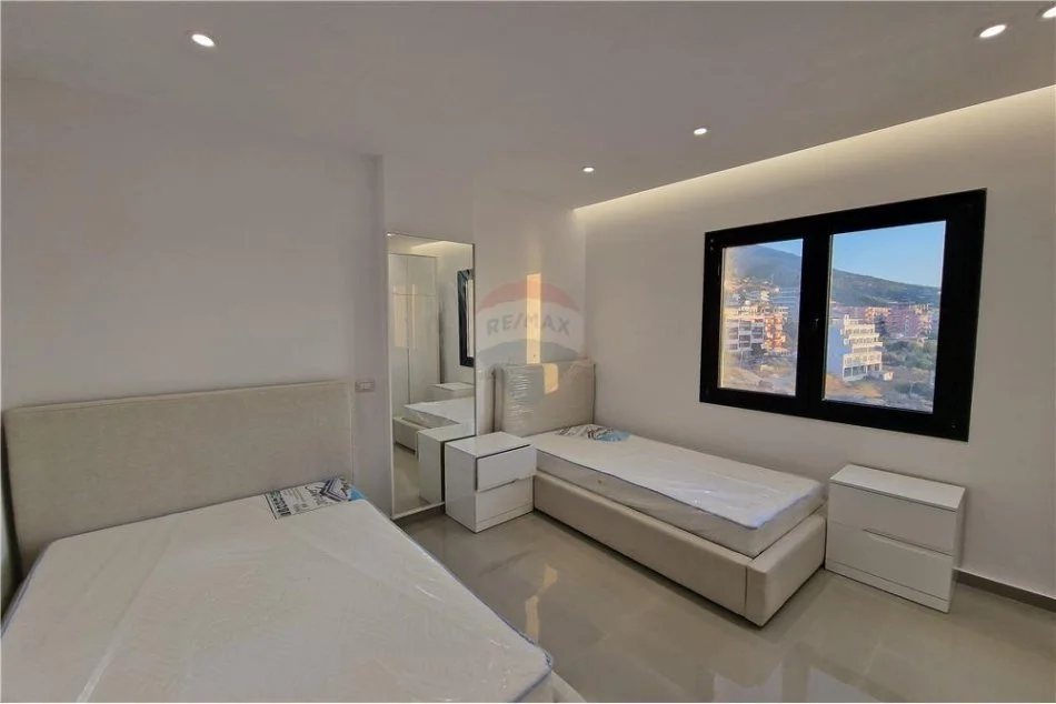 Apartament 2+1 me pamje nga deti ne shitje,Vlore