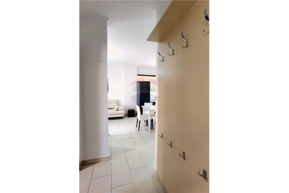 QIRA APARTAMENT 1+1 LIQENI I THATE!