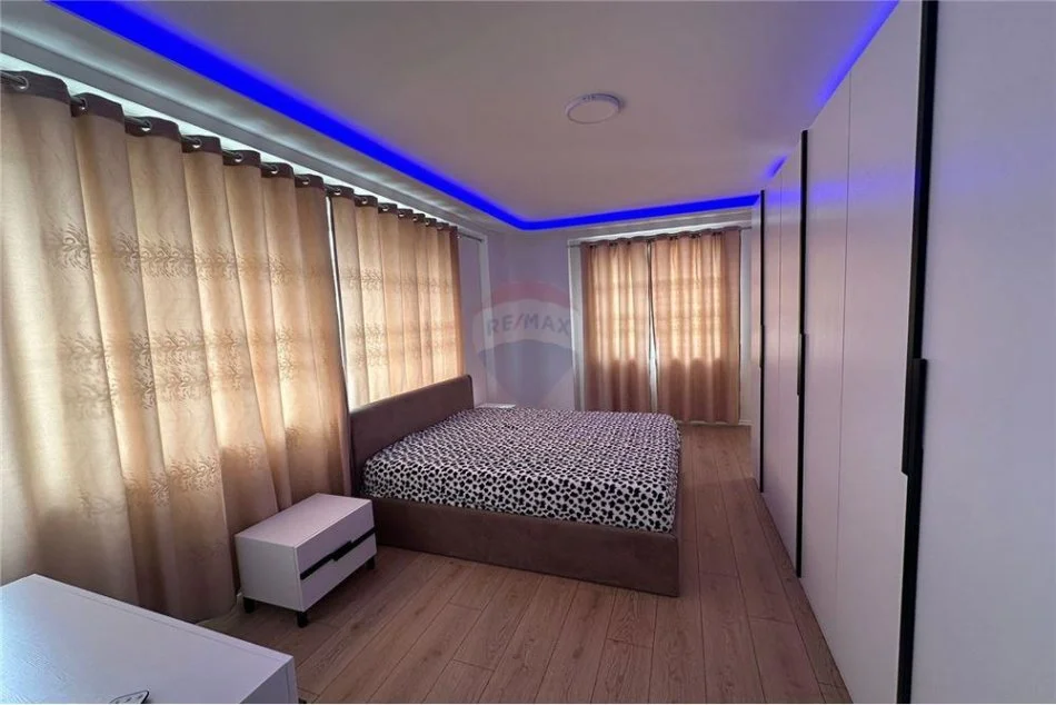 Tirane, jap me qera apartament 2+1 Kati 4, 113 m² 500 € (ASTIR)