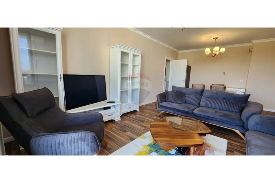Tirane, shitet apartament 2+1+Ballkon Kati 2, 124 m² 275.000 € (Liqeni I Thate)