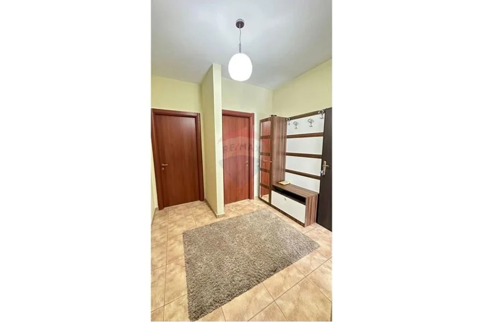 Tirane, jepet me qera apartament 2+1 Kati 5, 82 m² 700 € (Zogu i Zi, Shqipëri)