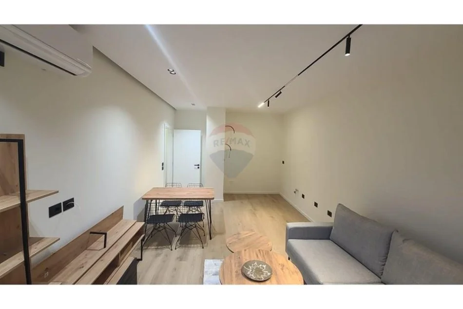 Tirane, shitet apartament 1+1 Kati 6, 63 m² 110.000 € (Astir)