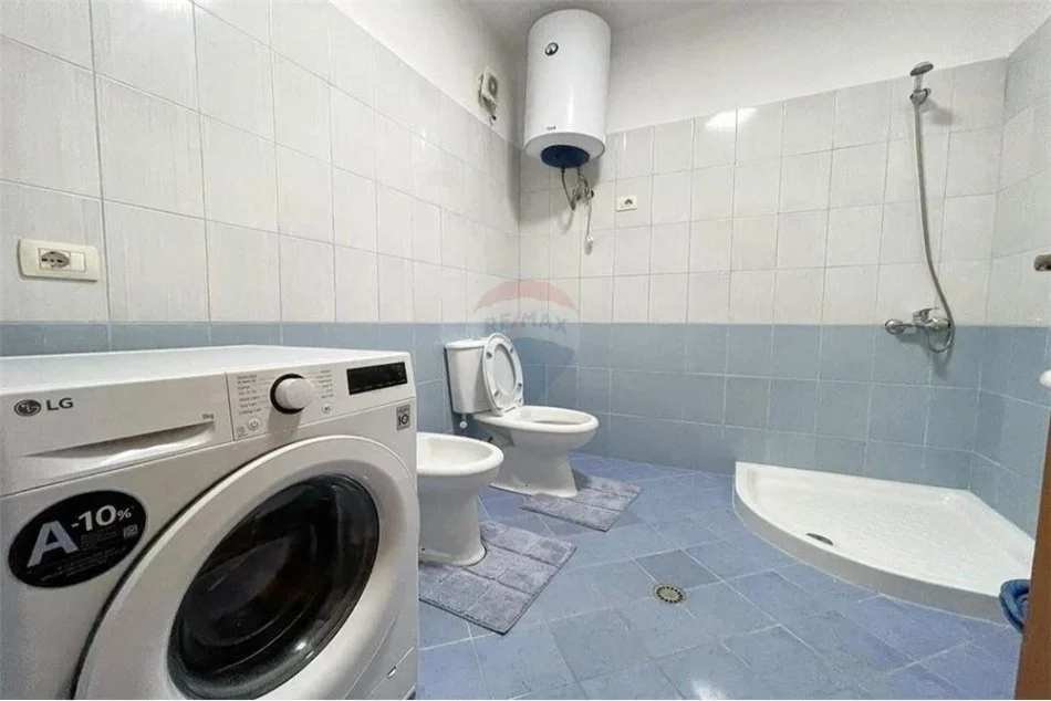 Tirane, jepet me qera apartament 2+1 Kati 5, 94 m² 500 € (Astir)