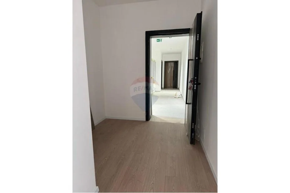 Tirane, shitet apartament 2+1 Kati 10, 119 m² 250.000 € (SHITET APARTAMENT 2+1+2 me POST PARKIMI ORBITAL 1!)