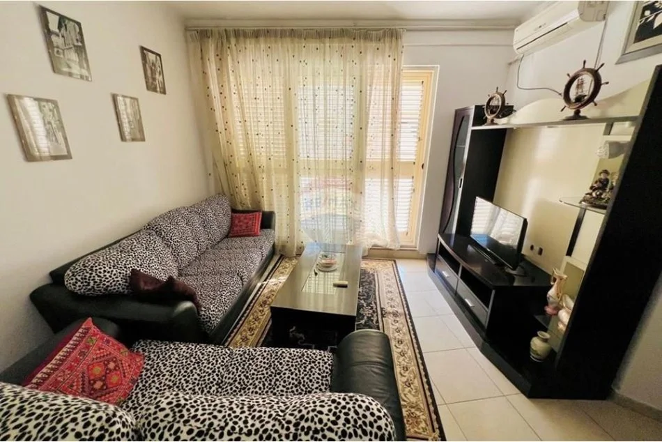 Tirane, jepet me qera apartament , 100 m² 500 € (Astir Rruga Mikel Maruli)