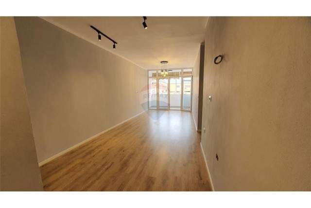 Tirane, shitet apartament 2+1+BLK Kati 9, 82 m² 144.500 Euro
