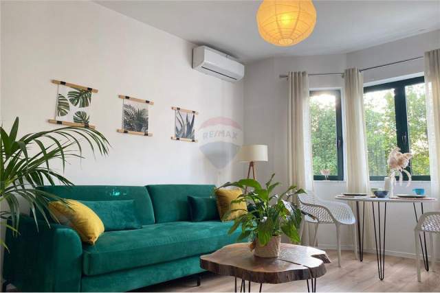 Tirane, jepet me qera apartament 1+1+BLK Kati 2, 60 m² 400 Euro (Siri Kodra)