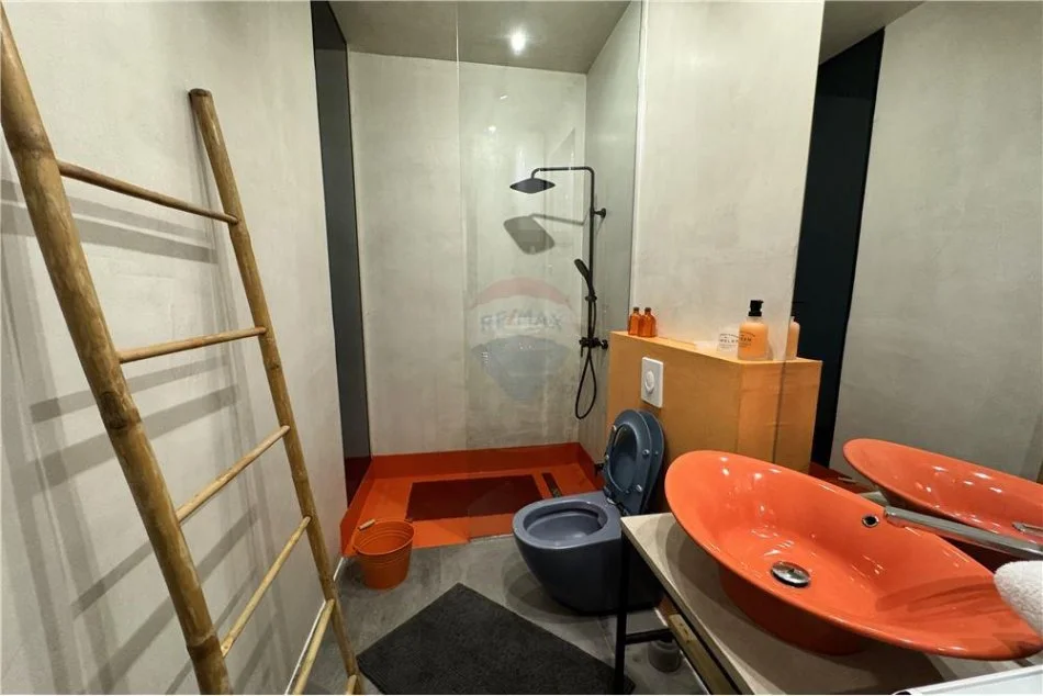 Durres, shitet 1+1 Kati 1, 63 m² 210.000 € (Qerret)