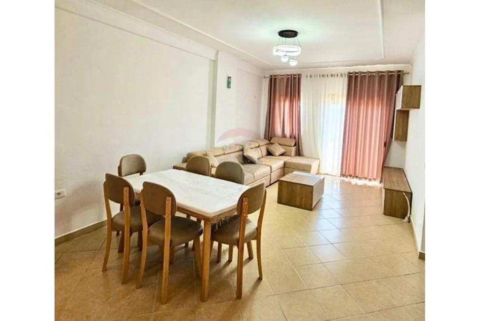 Tirane, jepet me qera 2+1+Ballkon Kati 5, 95 m² 500 € (Pediatria - Porcelan - Oxhaku, Shqipëri)