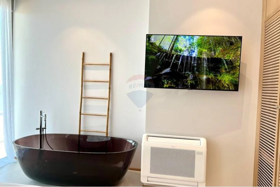 Vlore, shitet apartament 1+1+Ballkon Kati 2, 57 m² (Lungomare)