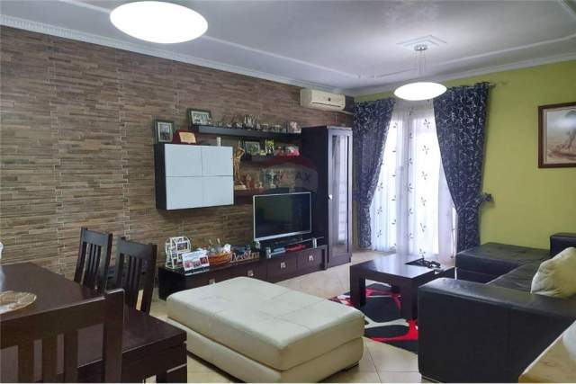 Tirane, shitet apartament 2+1+BLK Kati 4, 108 m² 113.000 Euro (Globe)