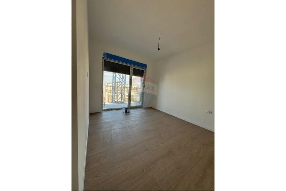 Tirane, shitet apartament 2+1 Kati 10, 119 m² 250.000 € (SHITET APARTAMENT 2+1+2 me POST PARKIMI ORBITAL 1!)