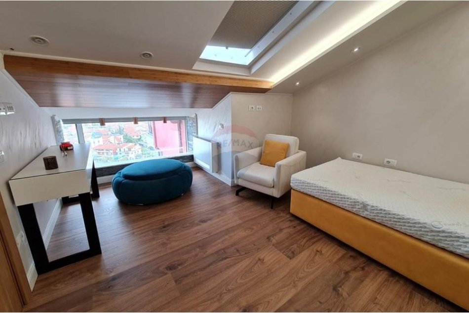 Tirane, shitet apartament duplex Dublex Kati 5, 189 m² 445.000 € (KODRA E DIELLIT)