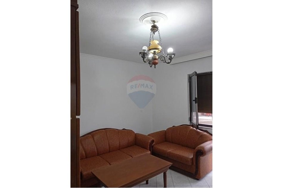 Durres, shitet apartament 1+1 Kati 7, 58.000 € (DURRES)