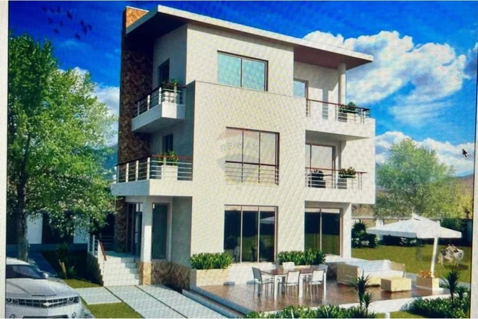 Tirane, shitet Vile , 320 m² 799.500 € (Farke)
