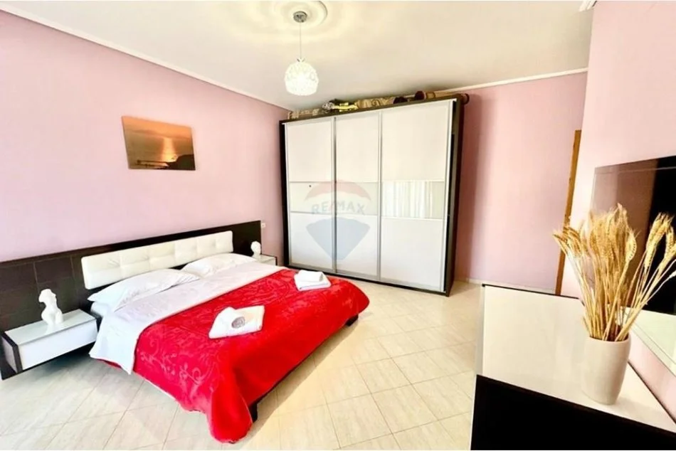 Vlore, shitet apartament 2+1 Kati 5, 108 m² 270.000 € (Vlore)