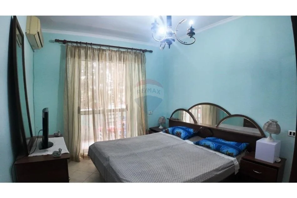 Tirane, jepet me qera apartament 3+1 Kati 2, 99 m² 650 € (Rruga Sami Frasheri)