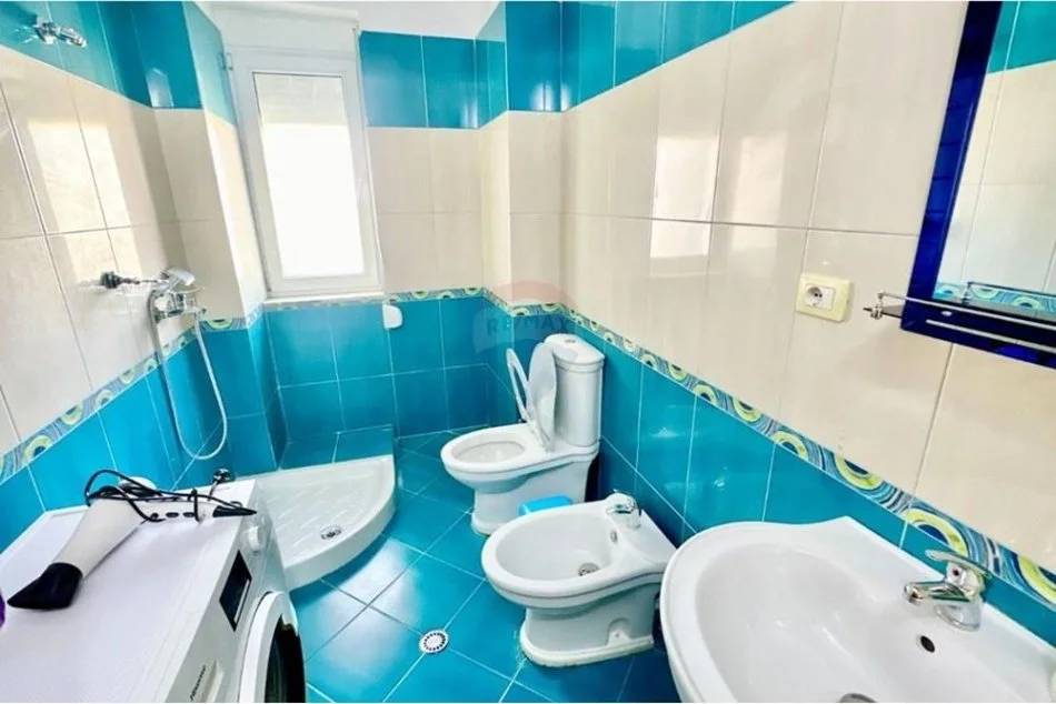 Vlore, shitet apartament 2+1 Kati 5, 108 m² 270.000 € (Vlore)