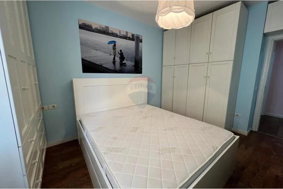 Tirane, jepet me qera apartament 1+1 Kati 2, 68 m² 500 € (Myslym Shyri)