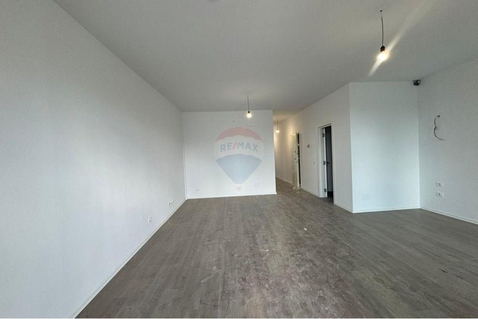 Tirane, jepet me qera zyre Kati 3, 151 m² 1.800 € (ALTANA RESIDENCE)