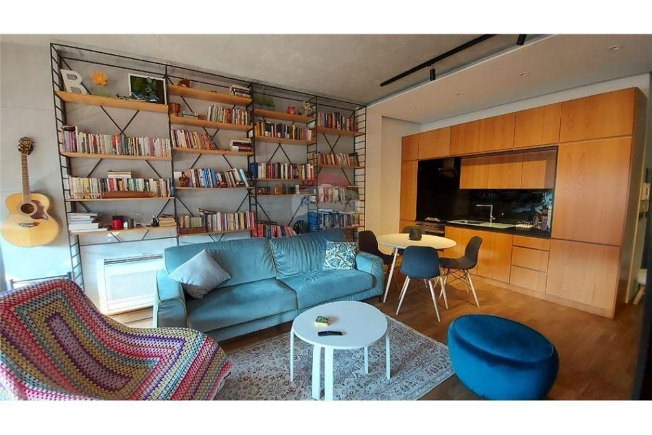 Tirane, jepet me qera apartament 1+1, Kati 4, 65 m² 600 € (Rruga Hamdi Garunja)