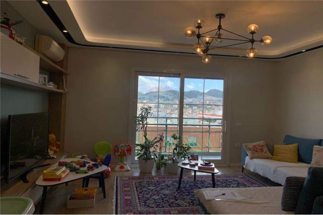 Tirane, shitet apartament 2+1+BLK Kati 9, 88 m² 185.000 Euro (Rruga e Kavajes)