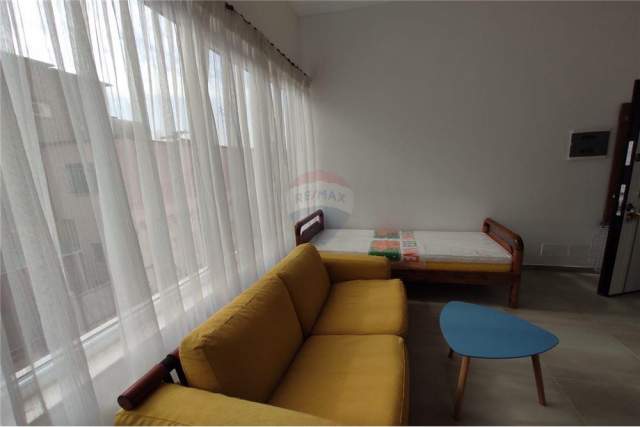 Tirane, jepet me qera garsonier 1+1 Kati 2, 35 m² 250 Euro (Rruga Dibres)