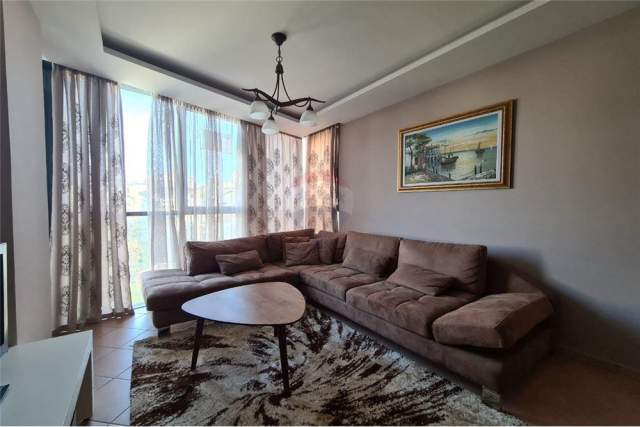 Tirane, jepet me qera apartament 2+1 Kati 3, 80 m² 600 Euro (Gjon Muzaka)