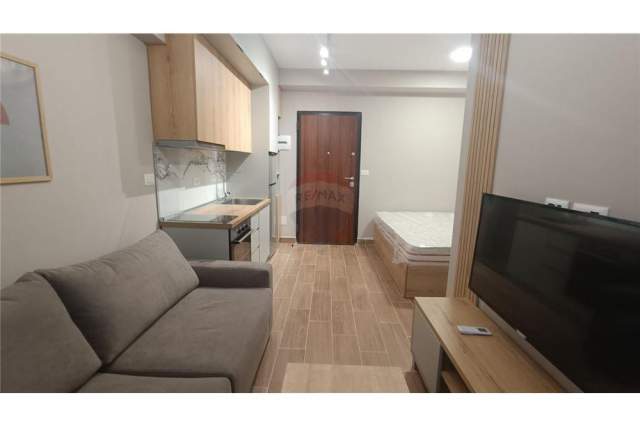 Tirane, jepet me qera garsonier 1+1 Kati 0, 30 m² 390 Euro (Mihal Popi)