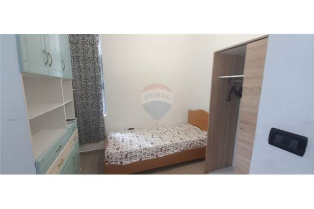 Tirane, jepet me qera apartament 1+1 Kati 4, 70 m² 400 Euro (Myslym Shyri)
