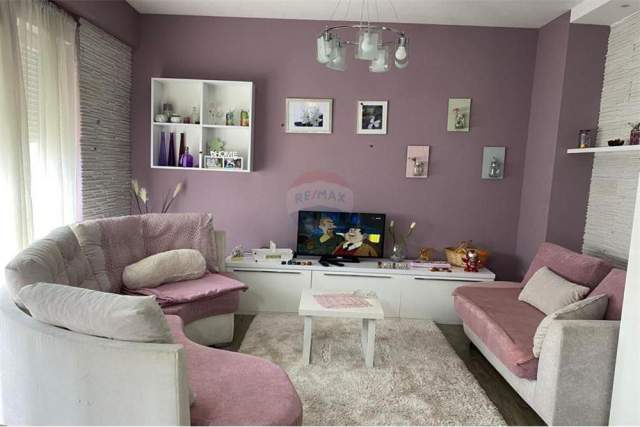 Tirane, jepet me qera apartament 2+1+BLK Kati 7, 82 m² 500 Euro (Kompleksi Magnet)