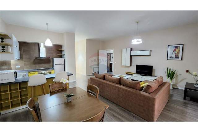 Tirane, jepet me qera apartament 2+1+BLK Kati 8, 118 m² 700 Euro (Kompleksi Deliorgji)