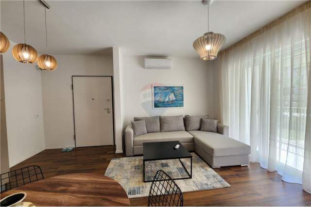 Tirane, jepet me qera apartament 1+1+BLK Kati 1, 60 m² 550 Euro (Hiqmet Buzi)