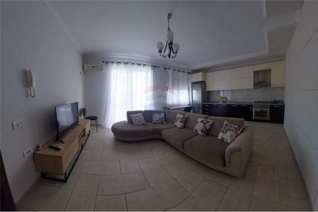 Tirane, jepet me qera apartament 1+1+BLK Kati 8, 67 m² 400 Euro (Hoxha Tahsim)