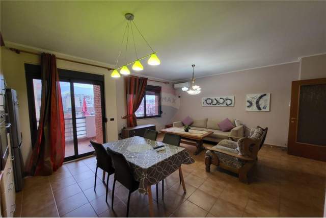 Tirane, shitet apartament 2+1+BLK Kati 5, 105 m² 193.000 Euro (Qemal Stafa)
