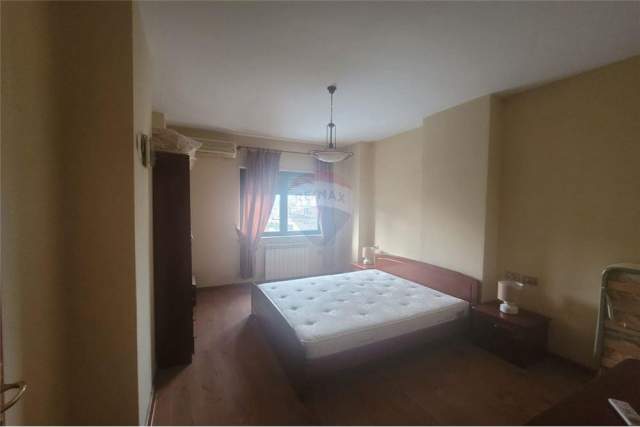 Tirane, jepet me qera apartament 1+1+BLK Kati 5, 84 m² 550 Euro (Sami Frasheri)