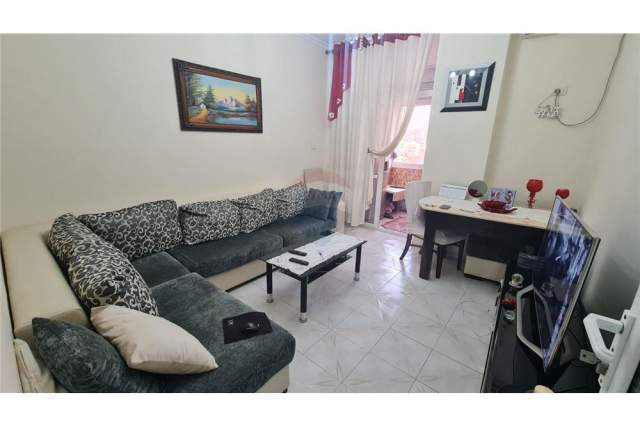 Tirane, jepet me qera apartament 2+1+BLK Kati 8, 87 m² 550 Euro (Isuf Elezi)