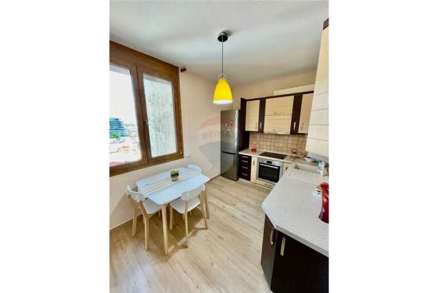 Tirane, jepet me qera apartament 1+1+BLK Kati 9, 78 m² 700 Euro (Myslym Shyri)