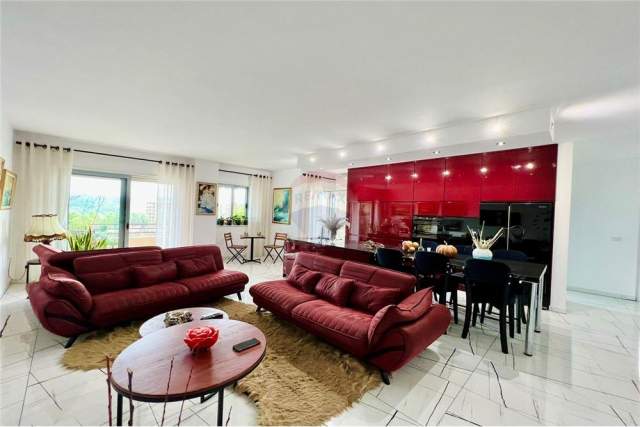 Tirane, shitet apartament 3+1+BLK Kati 3, 126 m² 330.000 Euro (liqeni thate)