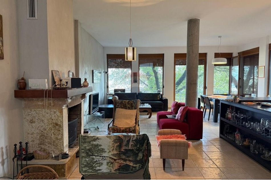 Tirane, shes Vile 2+1+Aneks+Ballkon Kati 2, 260 m² 380.000 € (Koder Vore)