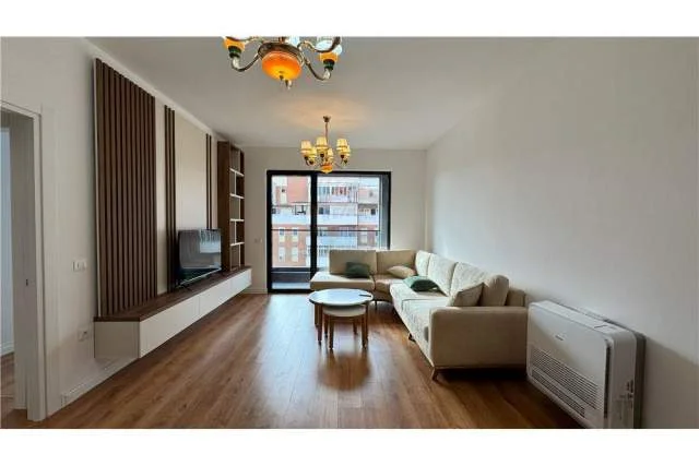 Tirane, jepet me qera apartament 2+1+A Kati 5, 115 m² 1.200 Euro (kompleksi olimpik)