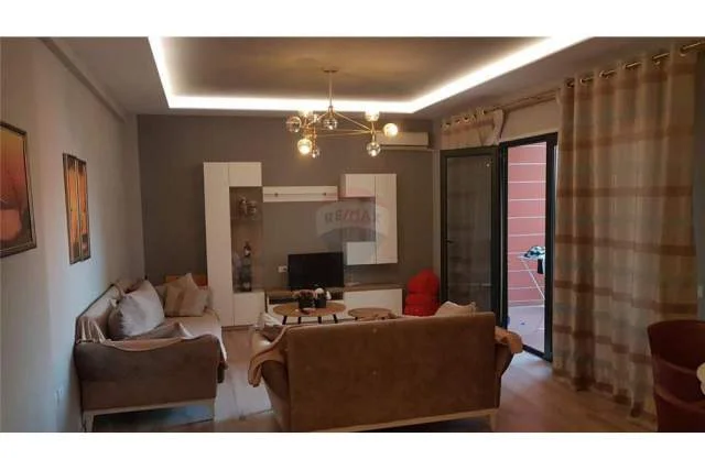 Tirane, jepet me qera apartament 2+1+A+BLK Kati 7, 120 m² 500 Euro (Kompleksi Green City)