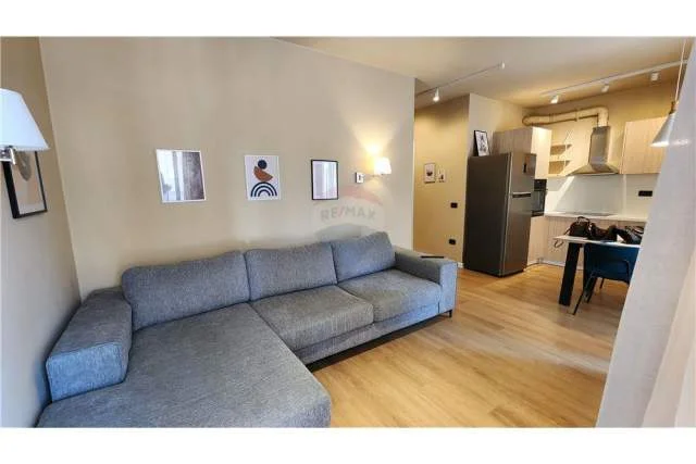 Tirane, jepet me qera apartament 1+1+BLK Kati 4, 60 m² 550 Euro (Kompleksi Delijorgji)