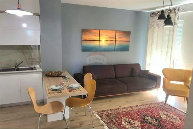 Tirane, jap me qera apartament Kati 6, 60 m² 550 Euro (Kompleksi Magnet)