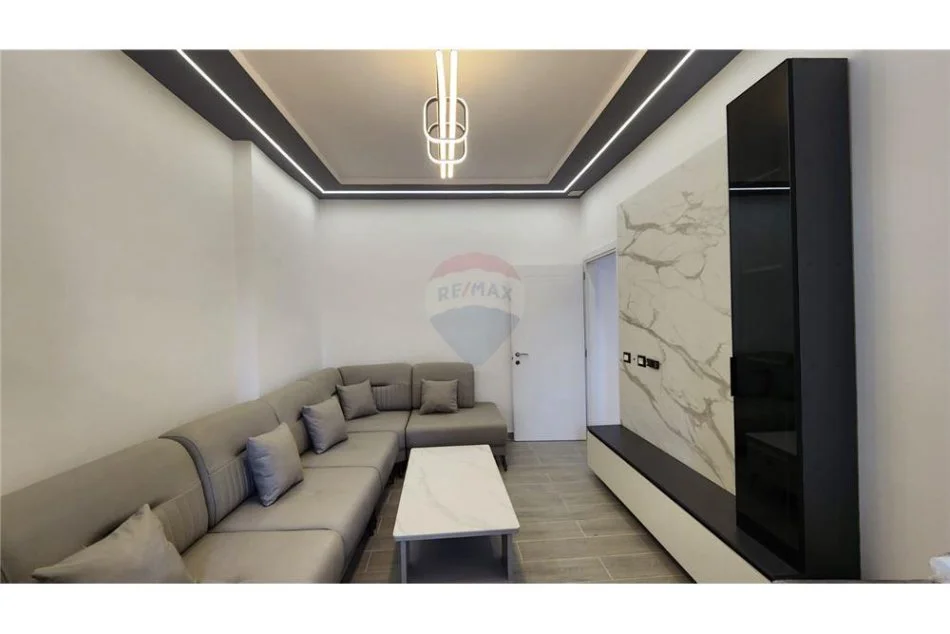 Shitet apartament 2+1 ne Don Bosko