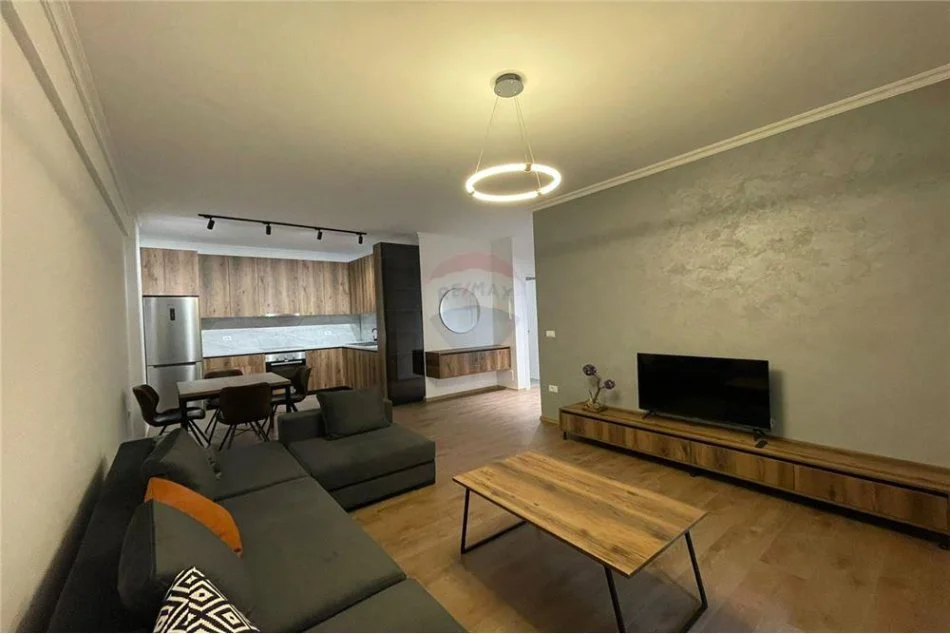 Apartament 1+1 per qira tek Foleja e Gjelber!