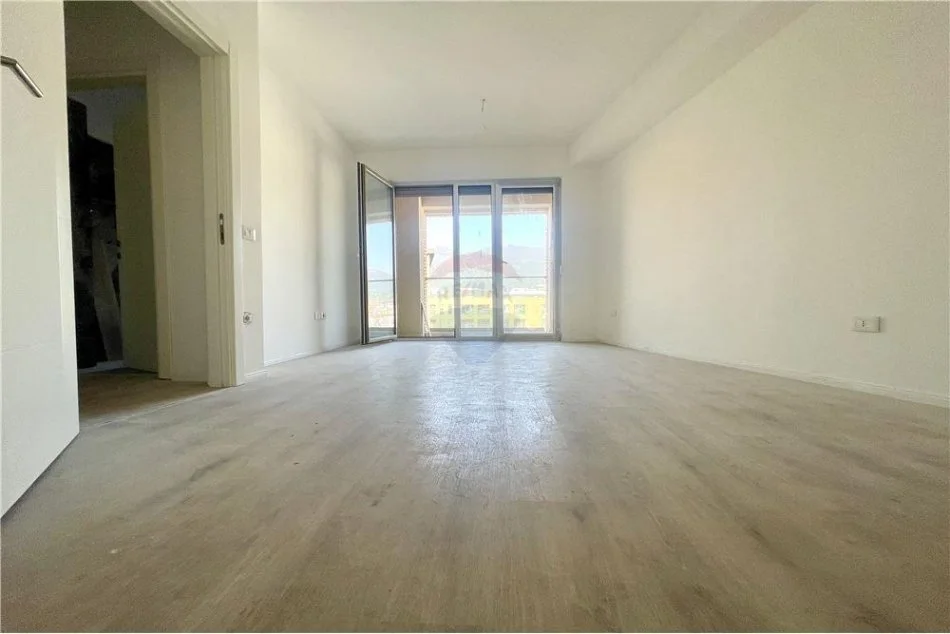 Apartament ne shitje, 1+1 pjese e nje objekti te sapoperfunduar ne zonen e Xhamllikut!