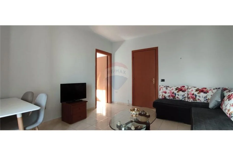QIRA APARTAMENT 1+1 TEK SELVIA!